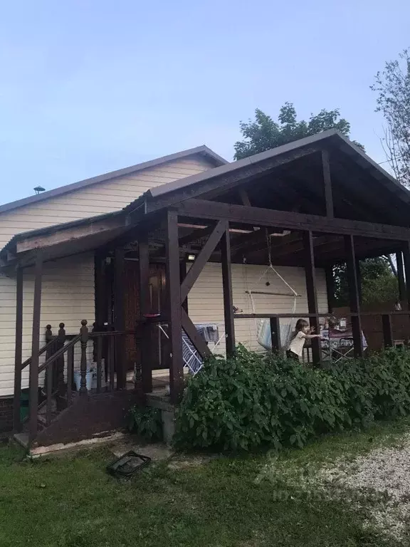 Дом в Псковская область, Пушкиногорье городское поселение, д. ... - Фото 1