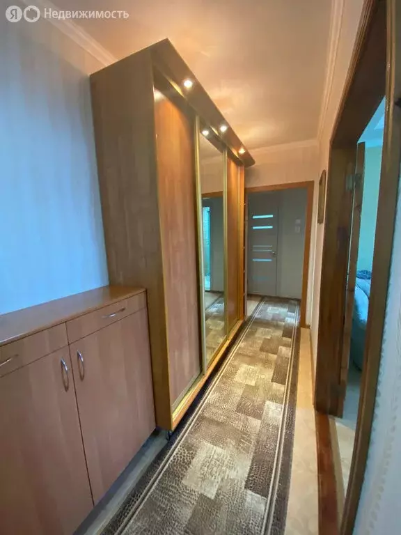 3-комнатная квартира: село Кулешовка, Пролетарская улица, 41 (63 м) - Фото 1