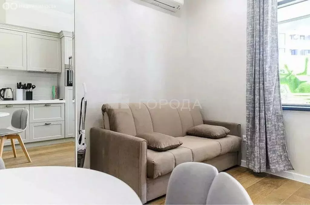 Квартира-студия: Сочи, микрорайон Центральный, переулок Горького, 24к1 ... - Фото 2