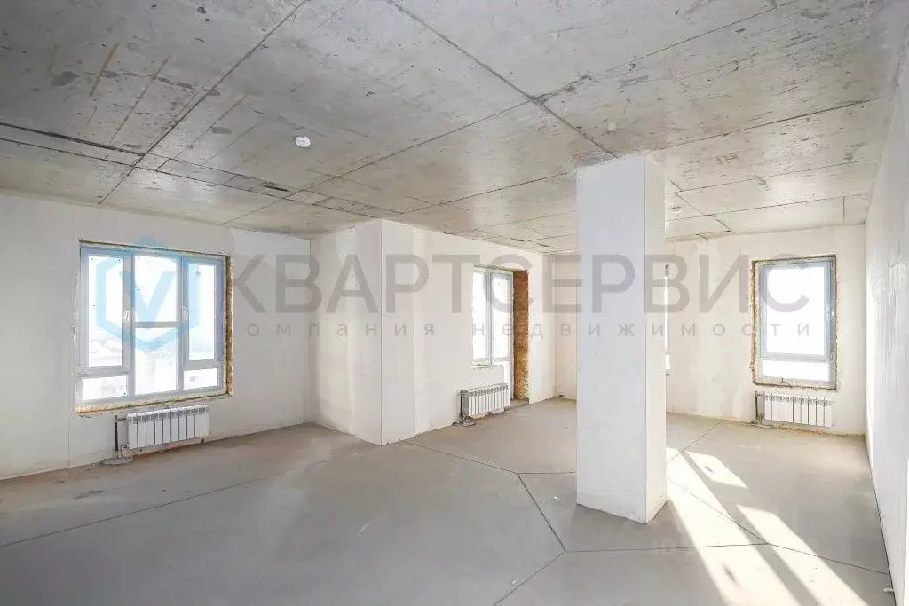 2-к кв. Омская область, Омск просп. Королева, 7 (69.5 м) - Фото 1