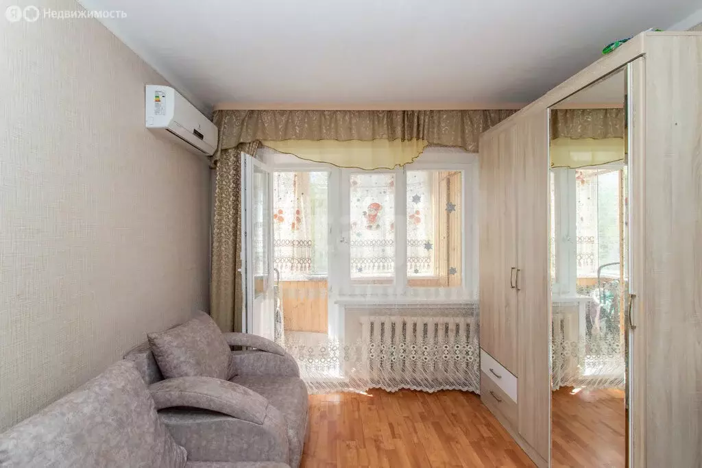 2-комнатная квартира: Тобольск, 4-й микрорайон, 4 (45 м) - Фото 1