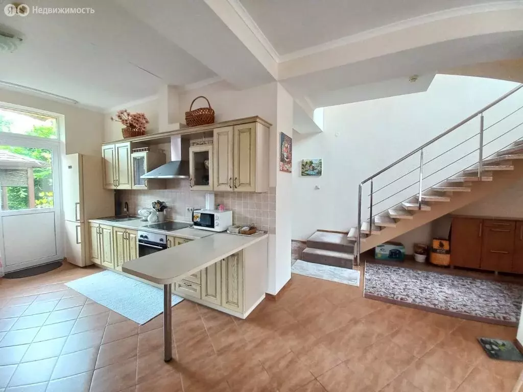 Дом в Сочи, улица Ленина, 217А/13А (160 м) - Фото 1