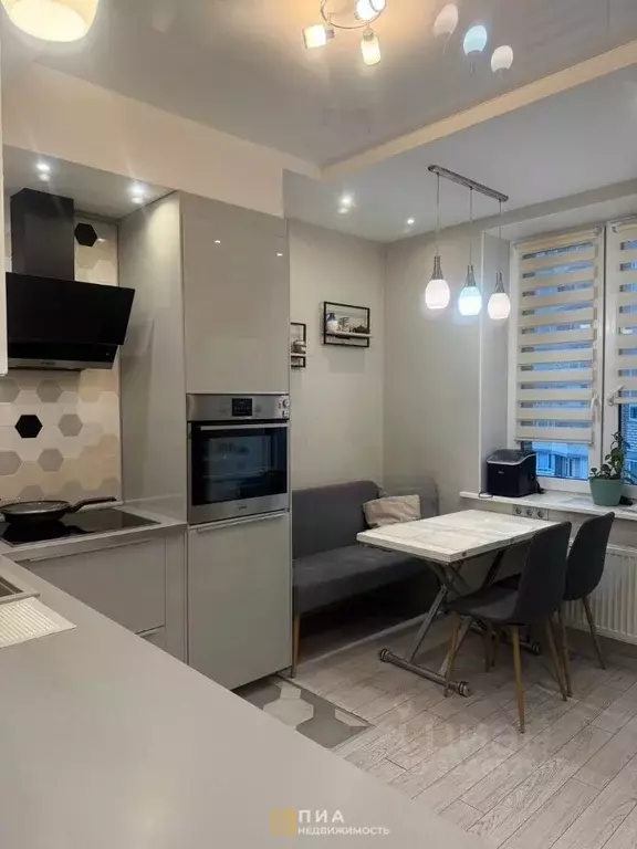 2-к кв. Санкт-Петербург ул. Орджоникидзе, 52 (70.9 м) - Фото 2