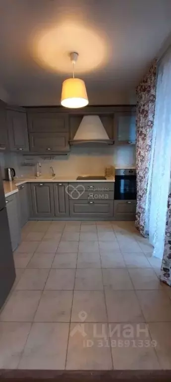 2-к кв. Волгоградская область, Волгоград ул. 8-й Воздушной Армии, 10а ... - Фото 1