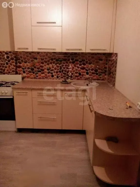 2-комнатная квартира: Пермь, улица Крупской, 72 (46 м) - Фото 1