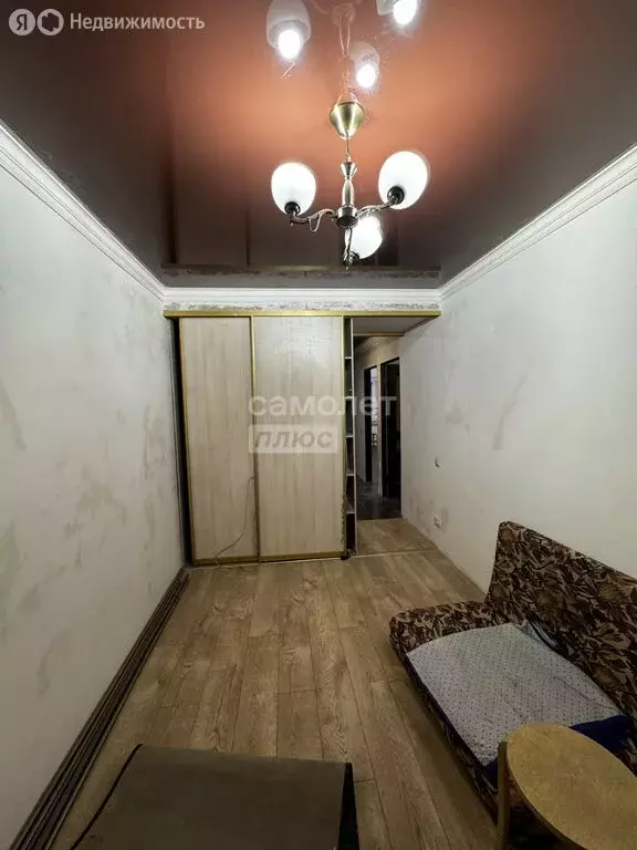 3-комнатная квартира: город Кизилюрт, улица Гамзата Цадаса, 81 (63 м) - Фото 2