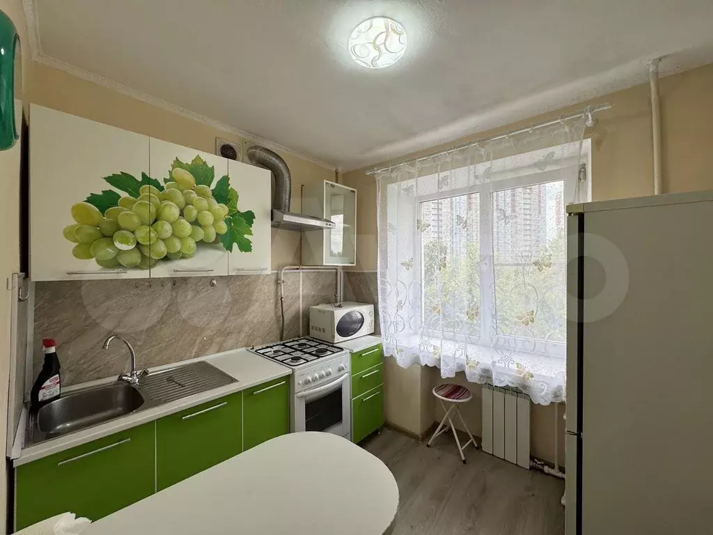 2-к. квартира, 43 м, 5/9 эт. - Фото 0