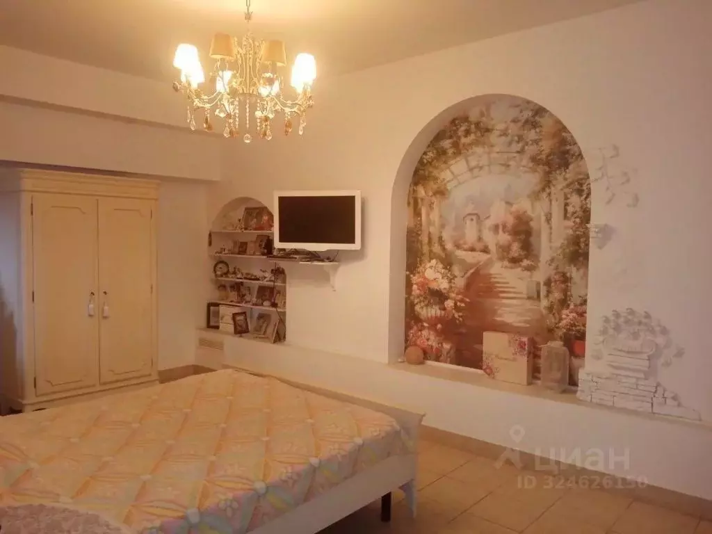 Дом в Краснодарский край, Краснодар ул. Красных Партизан, 1 (450 м) - Фото 1