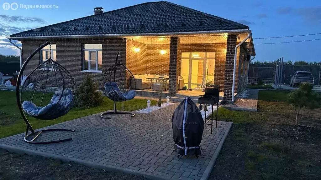 Дом в Тульская область, городской округ Новомосковск, деревня Красное ... - Фото 1