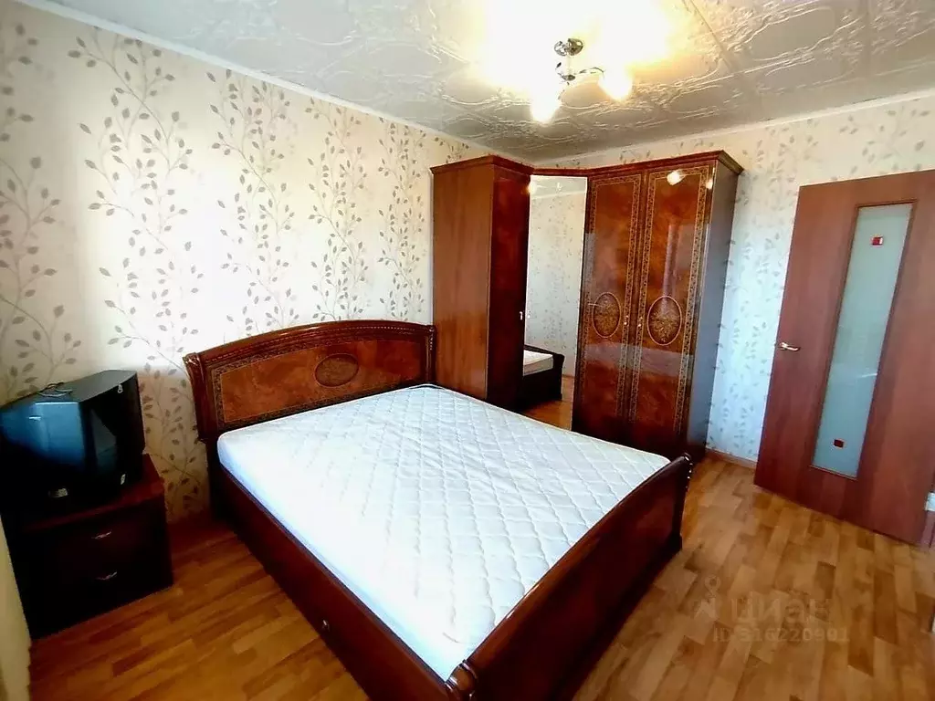 3-к кв. Саратовская область, Саратов ул. Имени В.Г. Рахова, 168/184 ... - Фото 0