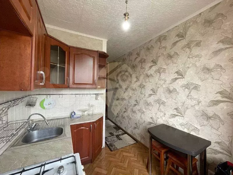 1-к. квартира, 30 м, 5/5 эт. - Фото 0