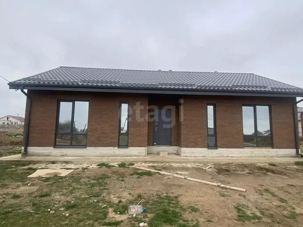 Дом в Калмыкия, Элиста ул. Транспортная (100 м) - Фото 2