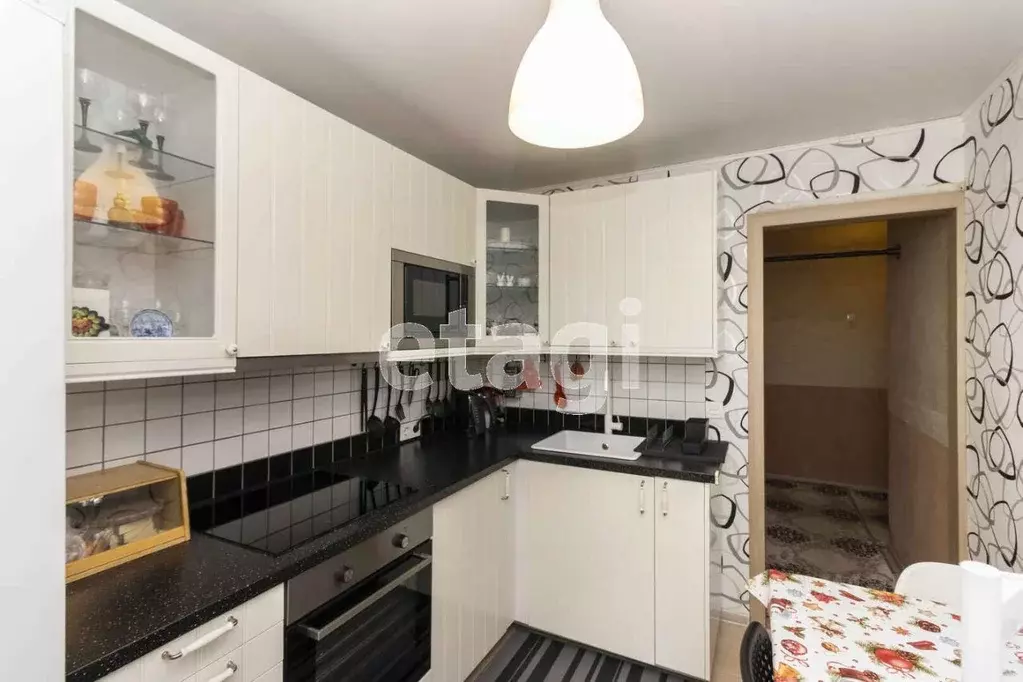 2-к кв. Тюменская область, Тюмень ул. Щербакова, 88 (52.9 м) - Фото 2