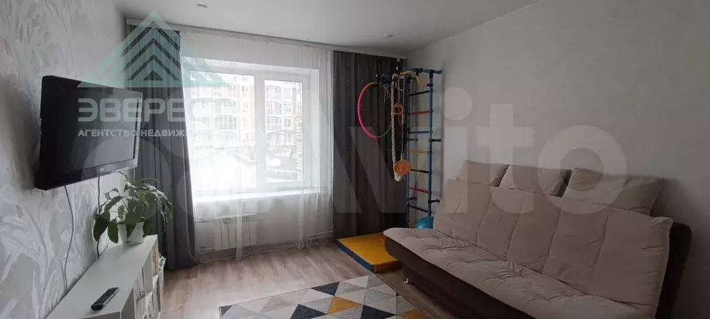 2-к. квартира, 52 м, 1/9 эт. - Фото 0