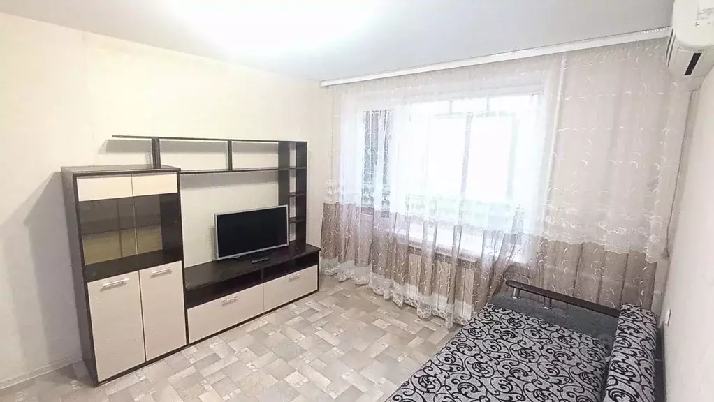 1-к кв. Волгоградская область, Волжский ул. Александрова, 10 (28.0 м) - Фото 1