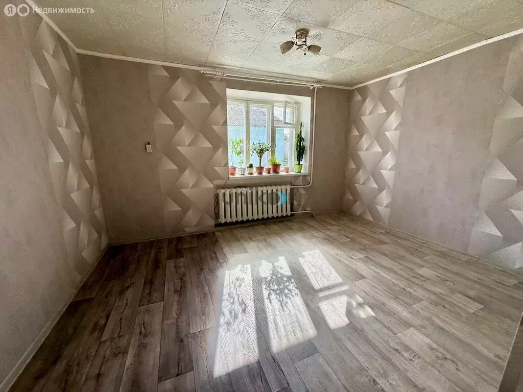 1-комнатная квартира: Иглино, улица Калинина, 28 (20 м) - Фото 1