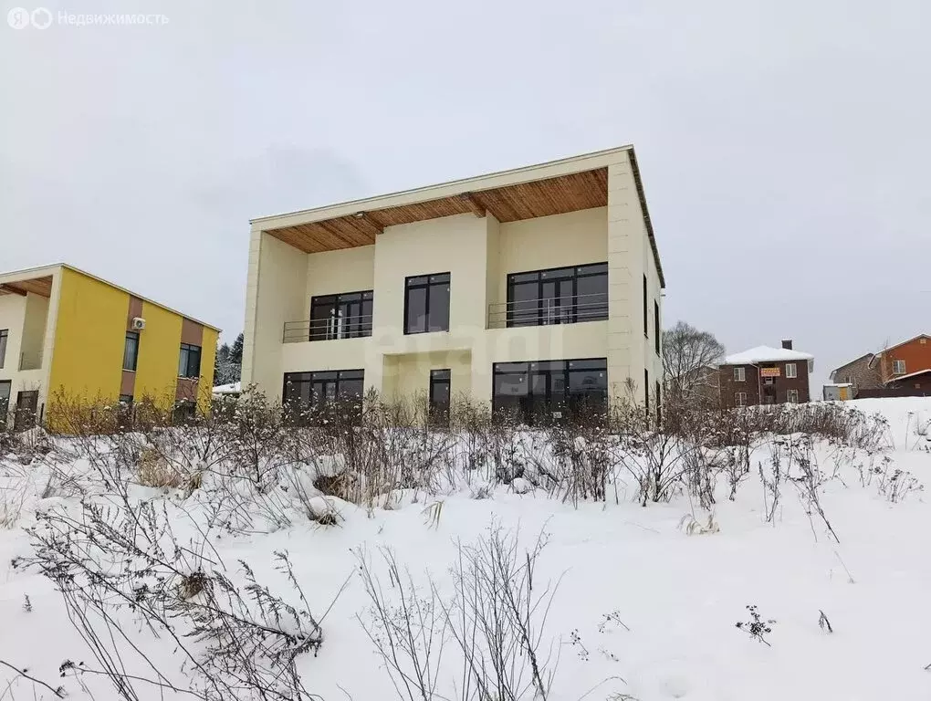 Дом в Малоярославец, улица Медвежья Поляна (262 м) - Фото 1