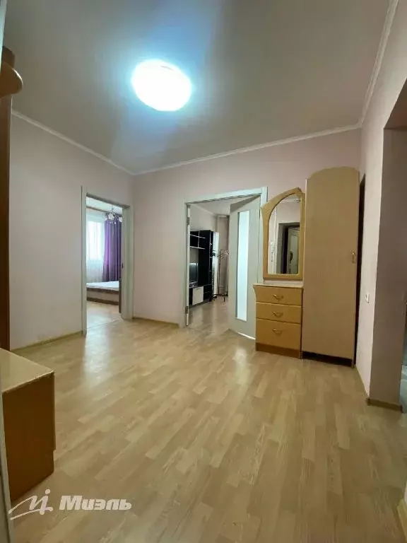 Продается 2-комнатная квартира - Фото 1