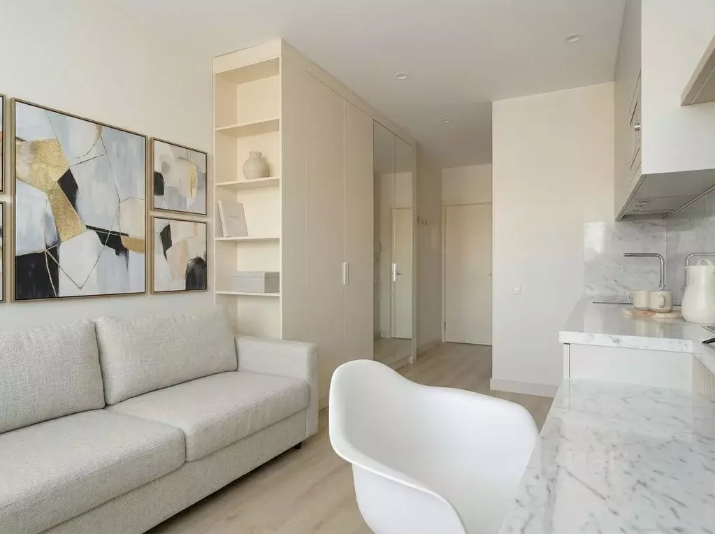 Студия Санкт-Петербург 13-я Васильевского острова линия, 32 (20.0 м) - Фото 0