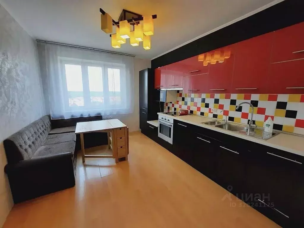 2-к кв. Московская область, Раменское ул. Молодежная, 8 (60.0 м) - Фото 1