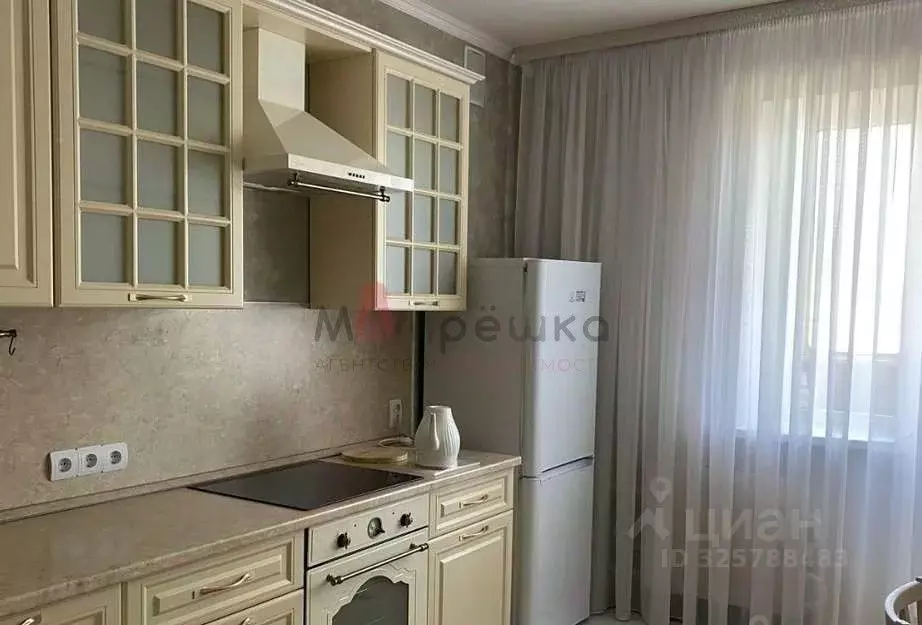 3-к кв. Белгородская область, Белгород ул. Белгородского полка, 67 ... - Фото 1