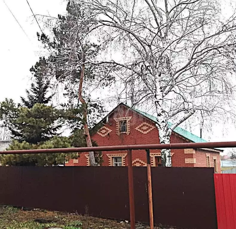 Дом в Смышляевка, посёлок городского типа Смышляевка, Коммунистическая ... - Фото 1