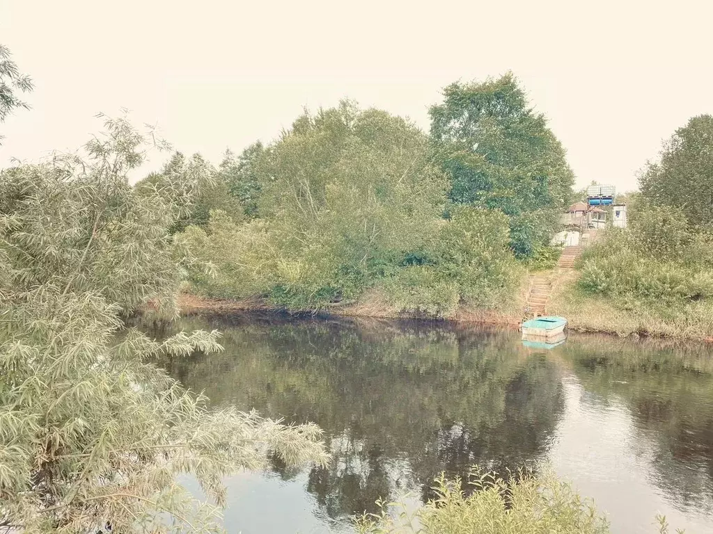 Дом в Ленинградская область, Киришский район, Пчевжинское с/пос, д. ... - Фото 1