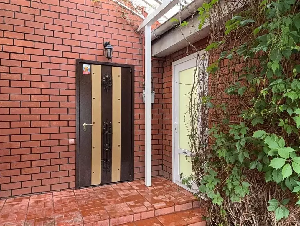 Дом в Башкортостан, Абзелиловский район, Ташбулатовский сельсовет, д. ... - Фото 1