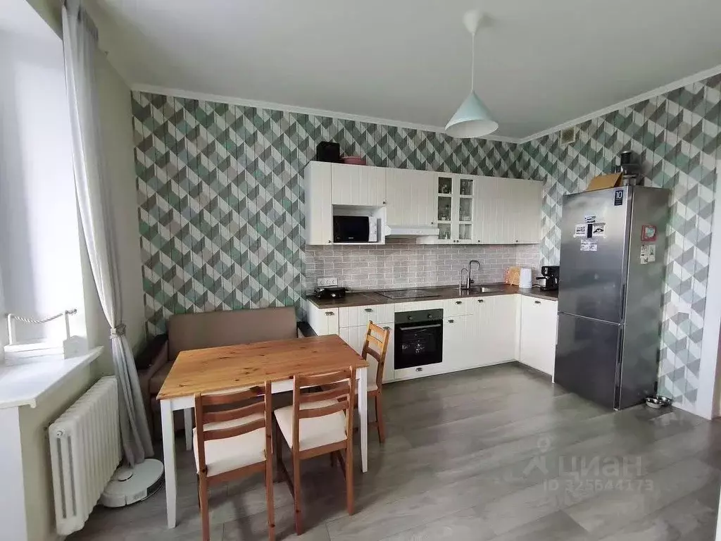 2-к кв. Московская область, Реутов ул. Реутовских ополченцев, 10 (82.8 ... - Фото 2