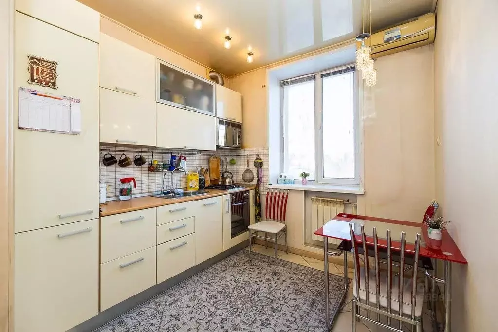 2-к кв. Амурская область, Благовещенск Комсомольская ул., 2 (57.7 м) - Фото 2