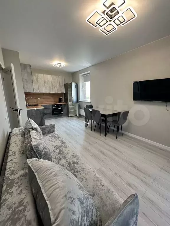 1-к. квартира, 42 м, 7/9 эт. - Фото 1