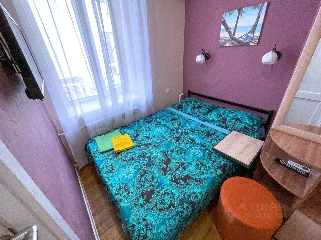 Комната Свердловская область, Екатеринбург ул. Попова, 1А (12.0 м) - Фото 1