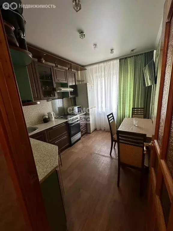 4-комнатная квартира: Липецк, улица А.Г. Стаханова, 42А (74 м) - Фото 1