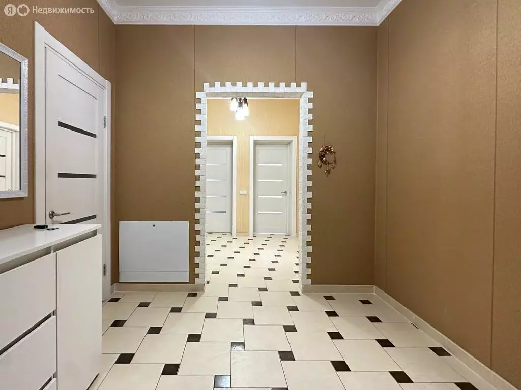 Дом в Оренбург, микрорайон Ростоши, улица Костюкова, 23 (240 м) - Фото 1