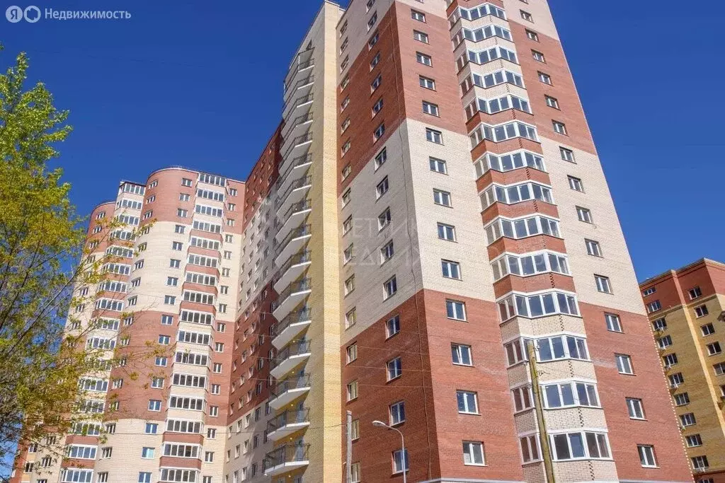 1-комнатная квартира: Тюмень, улица Циолковского, 20А (62.6 м) - Фото 1