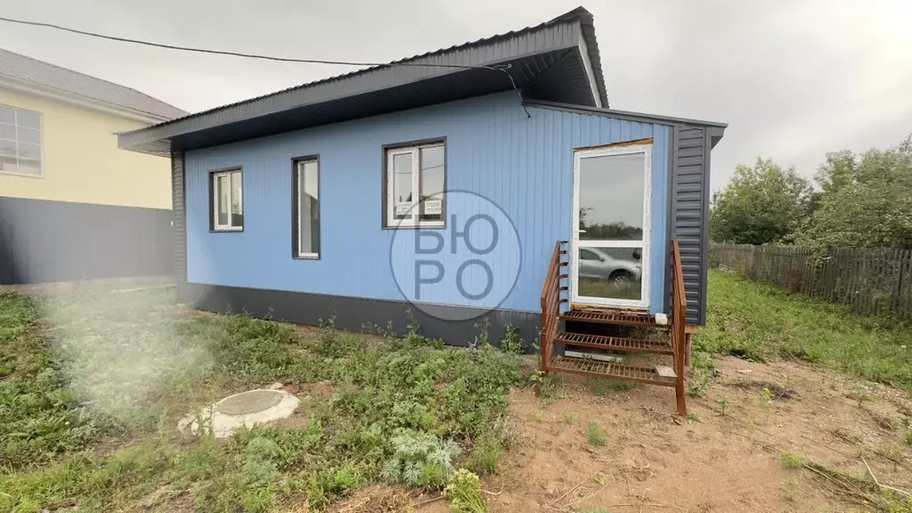 Дом в Башкортостан, Стерлитамакский район, Отрадовский сельсовет, с. ... - Фото 2