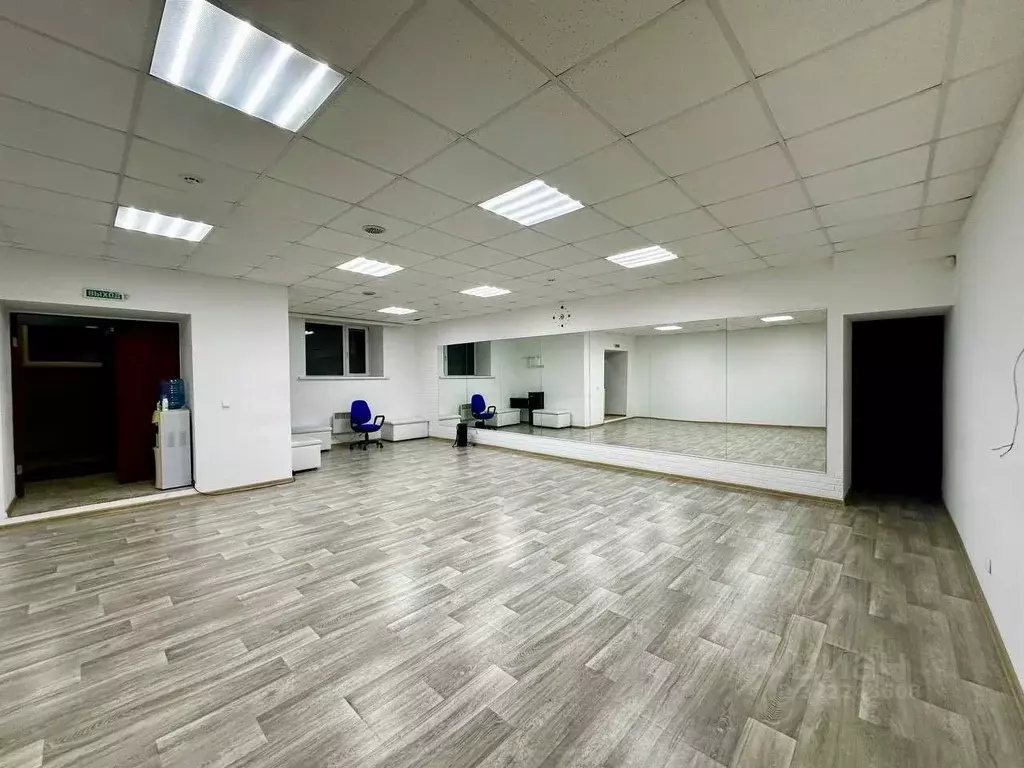 Помещение свободного назначения в Белгородская область, Белгород ул. ... - Фото 1