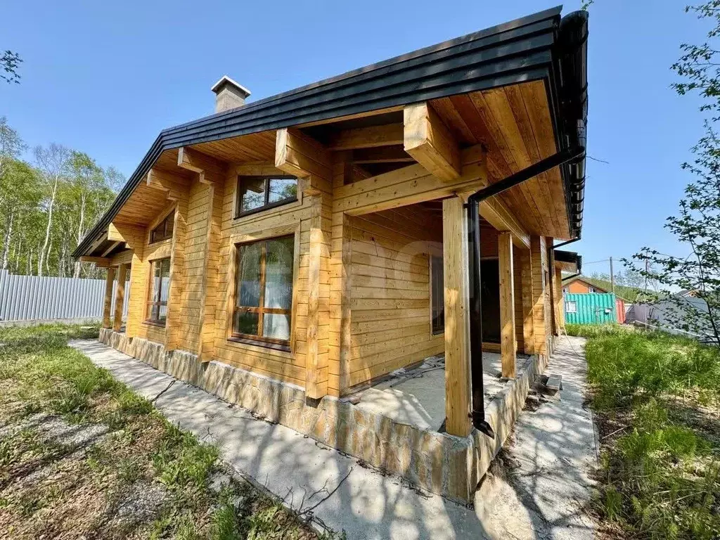 Дом в Камчатский край, Елизово пер. 6-й Лыжный, 15 (169 м) - Фото 1