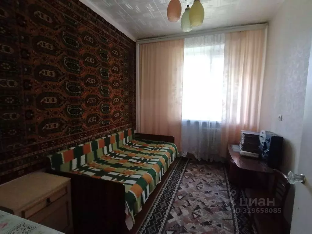 4-к кв. Волгоградская область, Волгоград ул. Кирова, 135А (62.0 м) - Фото 0