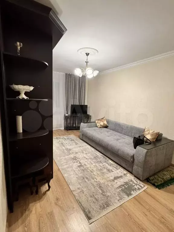 1-к. квартира, 35 м, 5/5 эт. - Фото 1
