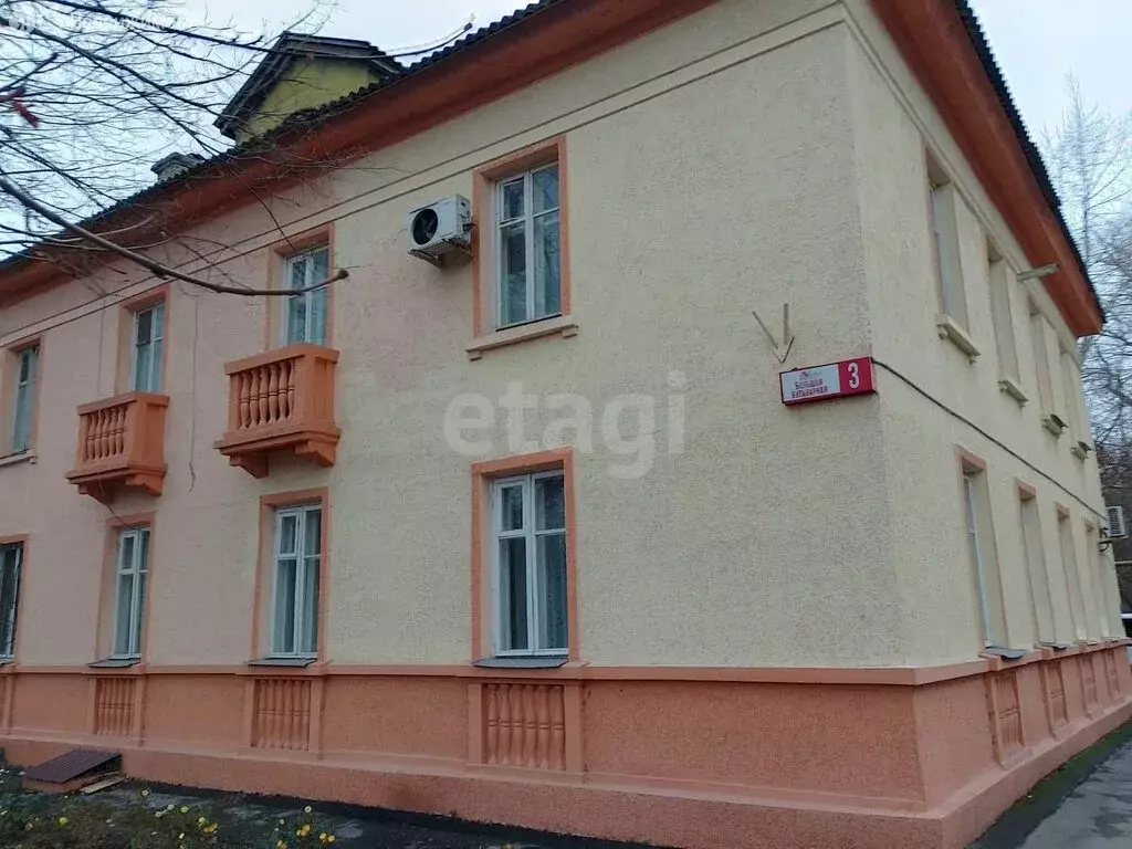 3-комнатная квартира: Таганрог, Большая Бульварная улица, 3 (53.4 м) - Фото 1