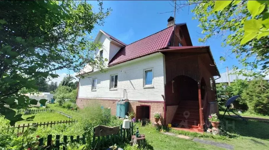 Дом в Ленинградская область, Гатчинский район, Вырица городской ... - Фото 1