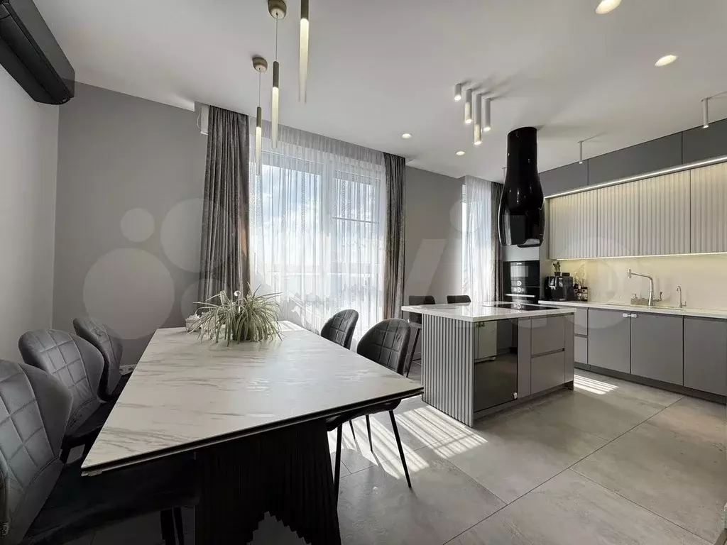 3-к. квартира, 100 м, 22/23 эт. - Фото 0