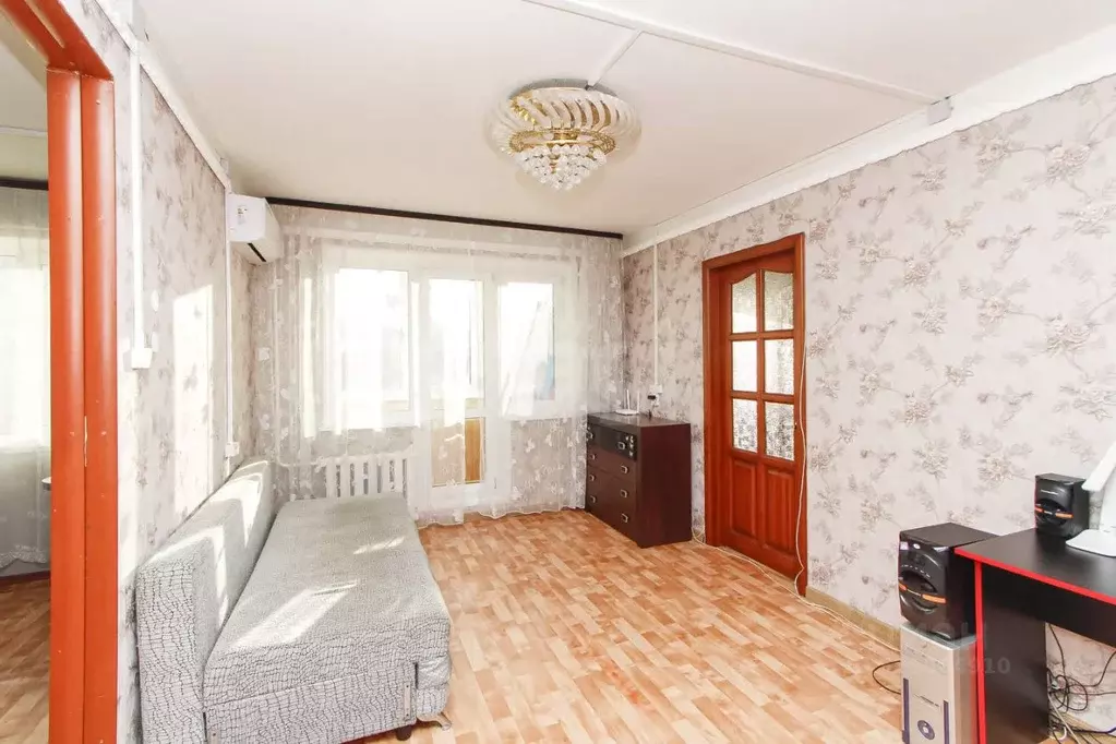 2-к кв. Тюменская область, Тюмень Ямская ул., 110 (44.9 м) - Фото 1