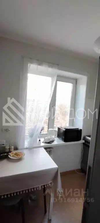 3-к кв. Сахалинская область, Южно-Сахалинск Амурская ул., 94 (58.0 м) - Фото 1