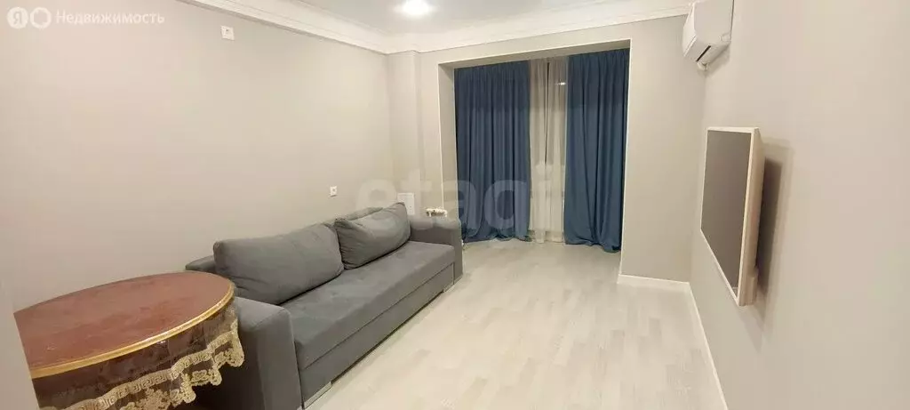 3-комнатная квартира: Каспийск, улица Магомедали Магомеджановa, 18к1 ... - Фото 2