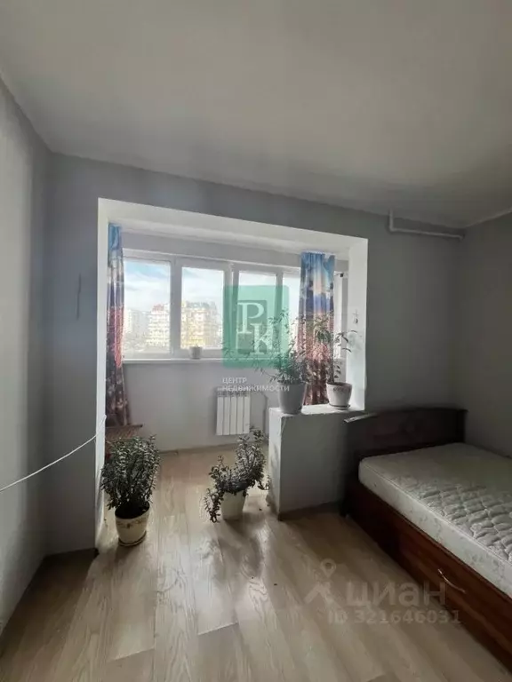 2-к кв. Севастополь просп. Октябрьской Революции, 32 (62.4 м) - Фото 1