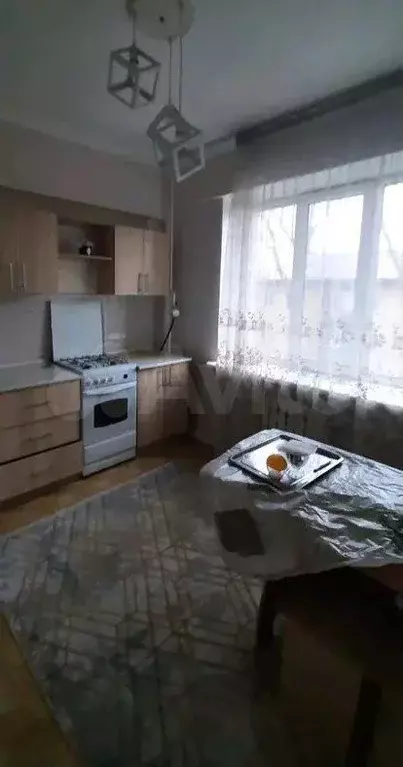 3-к. квартира, 60 м, 4/5 эт. - Фото 0