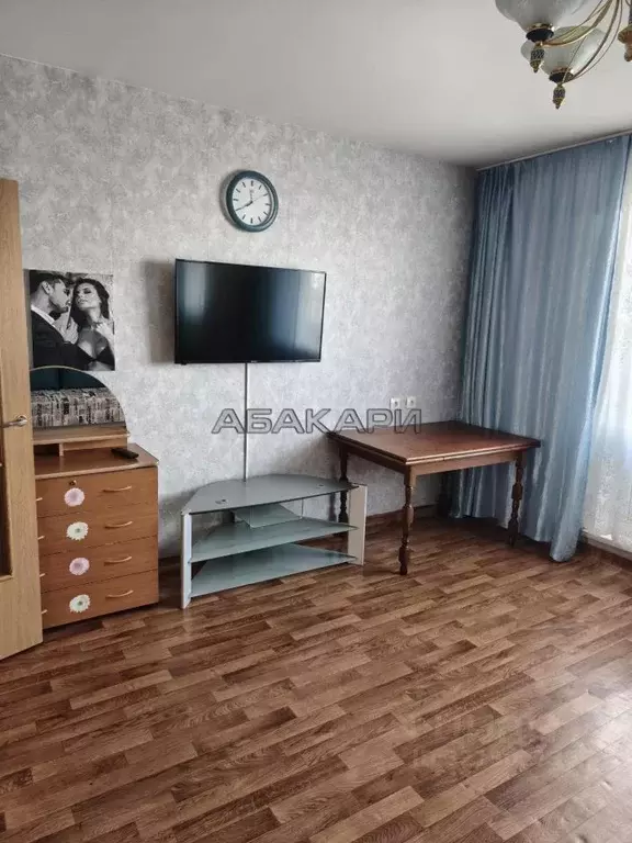 3-к кв. Красноярский край, Красноярск 9 Мая ул., 51 (72.0 м) - Фото 1