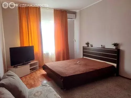 1-комнатная квартира: посёлок городского типа Яблоновский, улица ... - Фото 2